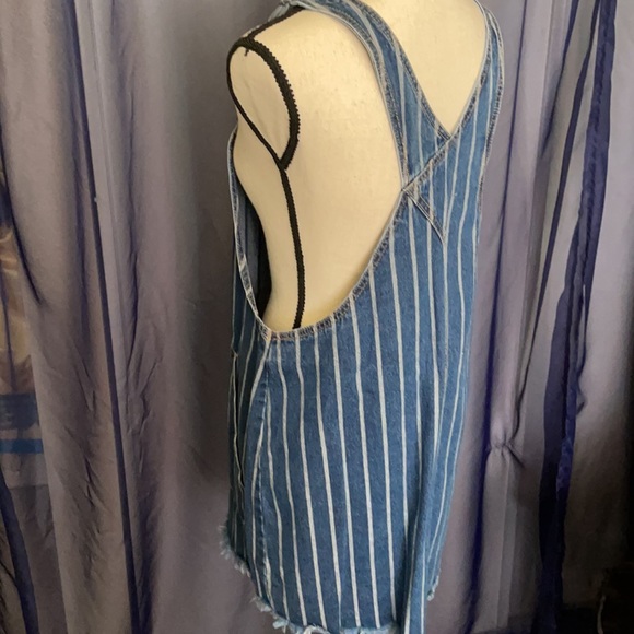 Sky and Sparrow Overall Dress - Picture 4 of 6